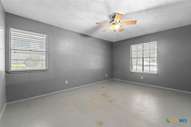 405 Carothers Street, Copperas Cove, TX 76522