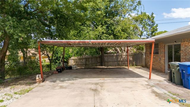 405 Carothers Street, Copperas Cove, TX 76522