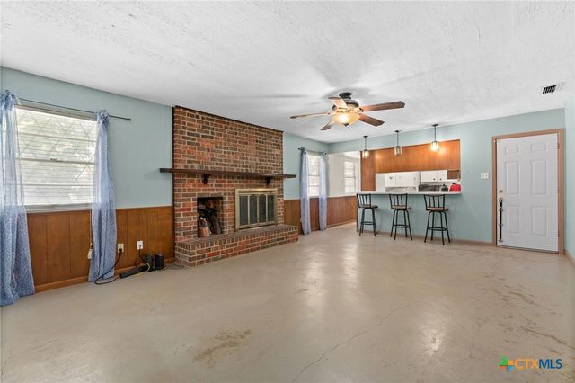 405 Carothers Street, Copperas Cove, TX 76522