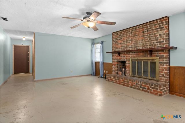 405 Carothers Street, Copperas Cove, TX 76522
