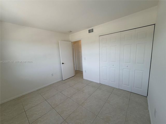 411 NW 100th Place 201, Pembroke Pines, FL 33024
