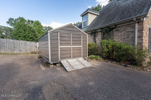 2670 Emerald Way Drive, Hernando, MS 38632