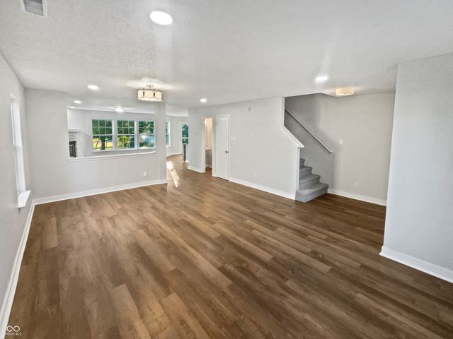 4905 Flame Way, Indianapolis, IN 46254