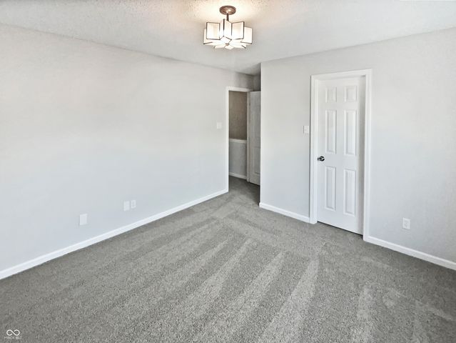 4905 Flame Way, Indianapolis, IN 46254