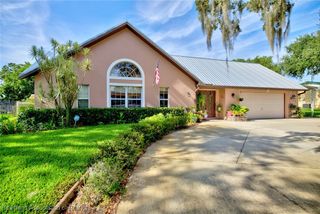 2725 W Charing Road, Avon Park, FL 33825
