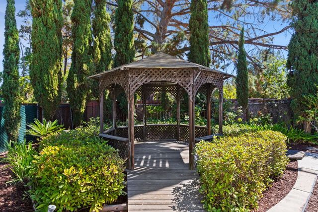 19488 Brockton Lane, Saratoga, CA 95070
