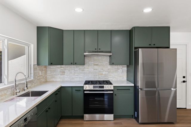 19488 Brockton Lane, Saratoga, CA 95070