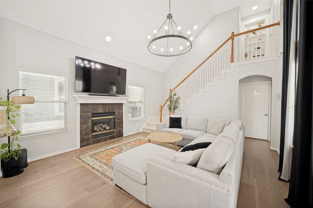 1900 Saint Simons Street, Savannah, TX 76227