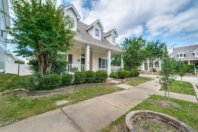 1900 Saint Simons Street, Savannah, TX 76227