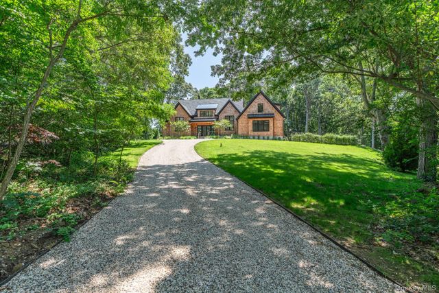 169 N Ferry Road, Shelter Island, NY 11964