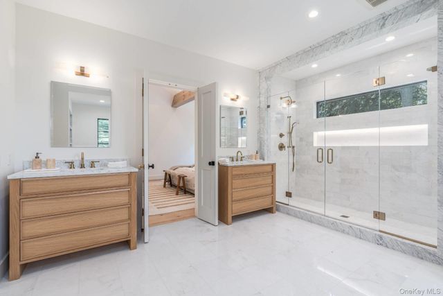 169 N Ferry Road, Shelter Island, NY 11964