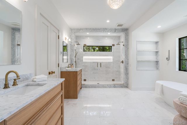 169 N Ferry Road, Shelter Island, NY 11964