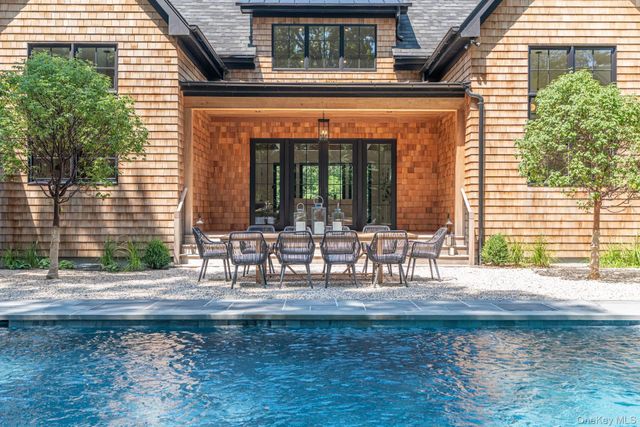 169 N Ferry Road, Shelter Island, NY 11964