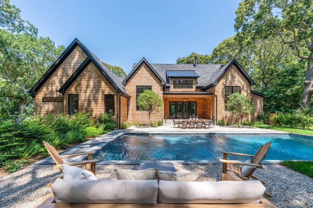 169 N Ferry Road, Shelter Island, NY 11964