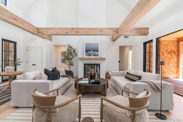 169 N Ferry Road, Shelter Island, NY 11964