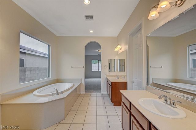 8089 Cape Flattery Avenue, Las Vegas, NV 89147