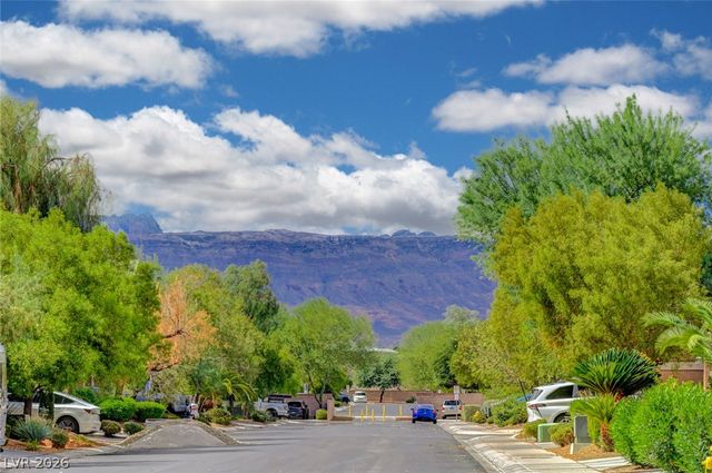 8089 Cape Flattery Avenue, Las Vegas, NV 89147