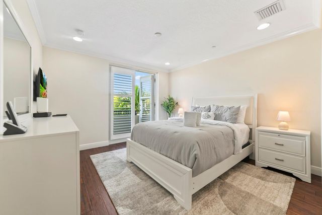 1849 NE 26th Avenue 2, Fort Lauderdale, FL 33305