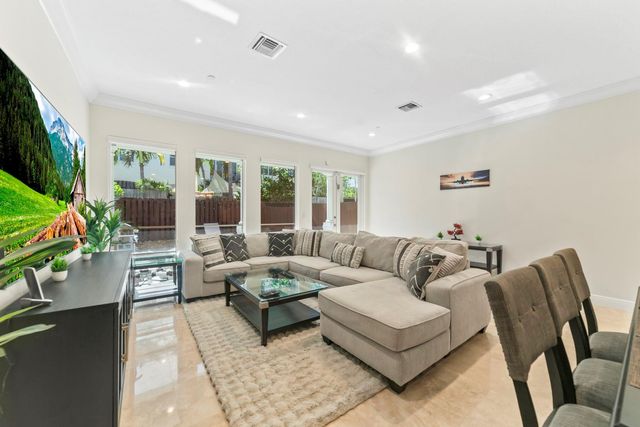 1849 NE 26th Avenue 2, Fort Lauderdale, FL 33305