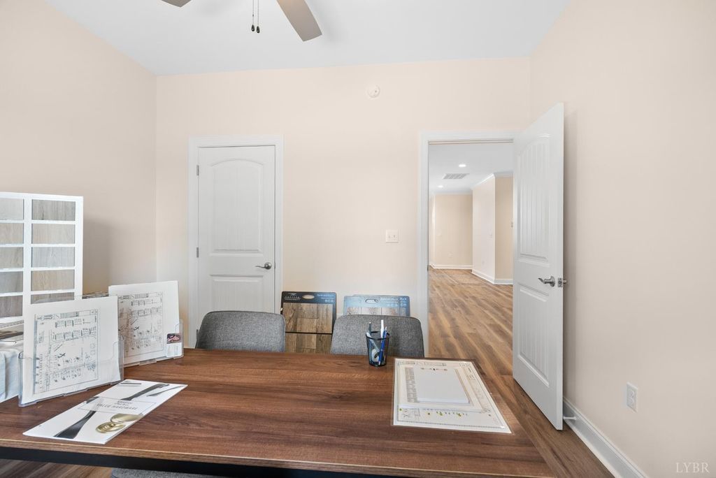 Image 30 of property listing at 176 Villa Oak Circle, Bedford, VA 24523