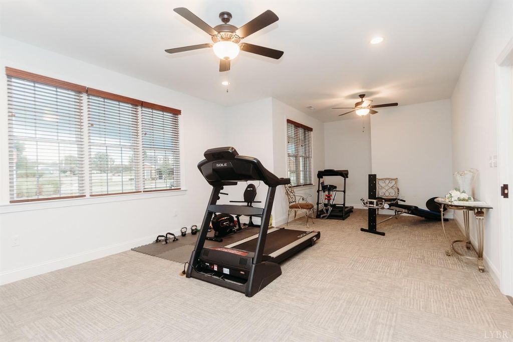 Image 54 of property listing at 176 Villa Oak Circle, Bedford, VA 24523