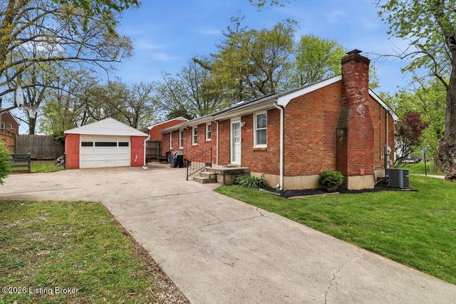 10216 Barkley Dr, Louisville, KY 40299