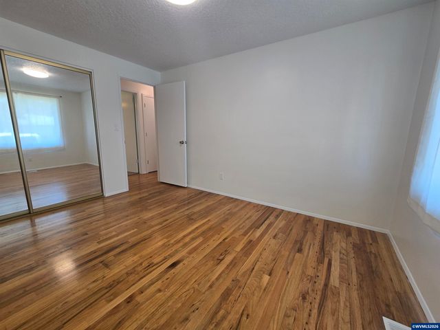 1289 Astor Wy, Woodburn, OR 97071