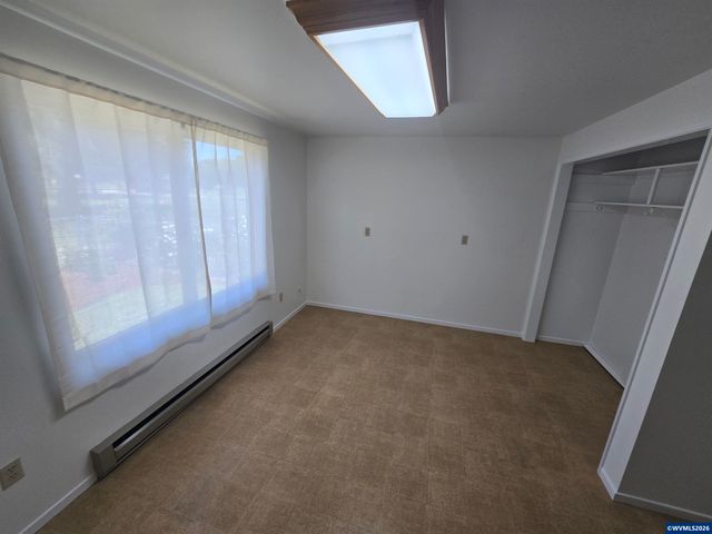 1289 Astor Wy, Woodburn, OR 97071