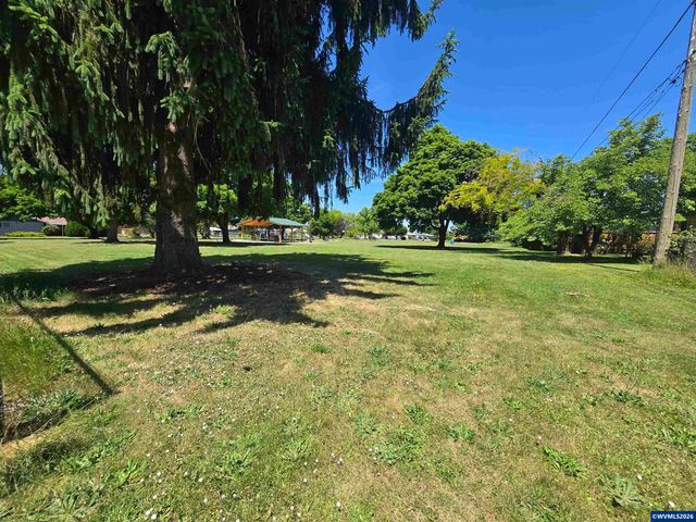 1289 Astor Wy, Woodburn, OR 97071