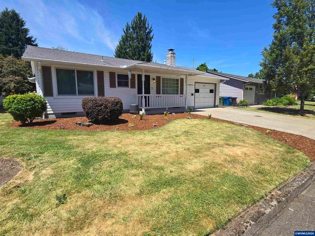 1289 Astor Wy, Woodburn, OR 97071