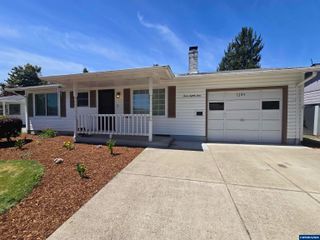 1289 Astor Wy, Woodburn, OR 97071