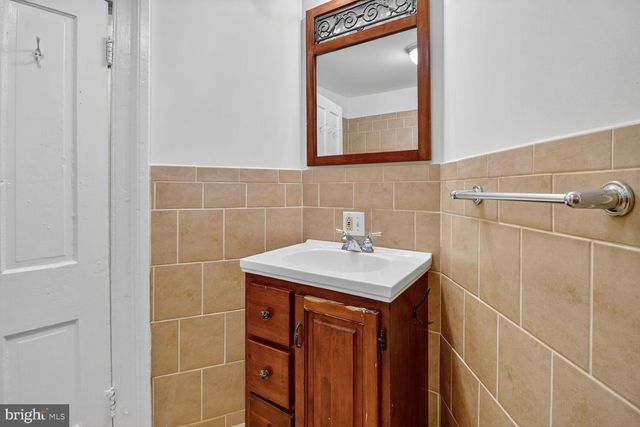 1404 MADISON AVE, Baltimore, MD 21217