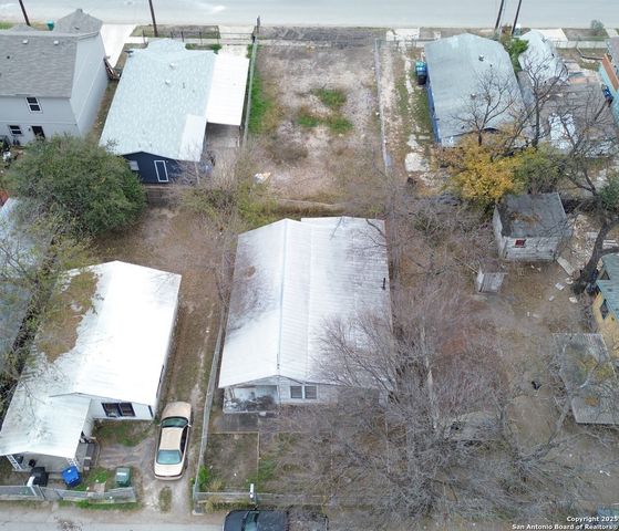 522 Torreon, San Antonio, TX 78207
