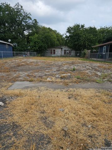 522 Torreon, San Antonio, TX 78207