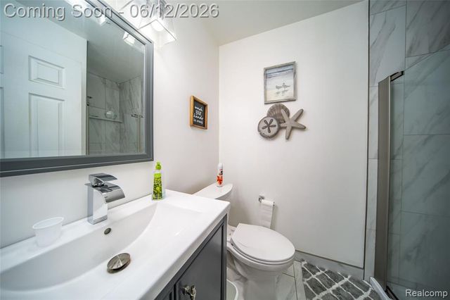 18481 Westbrook Drive, Livonia, MI 48152