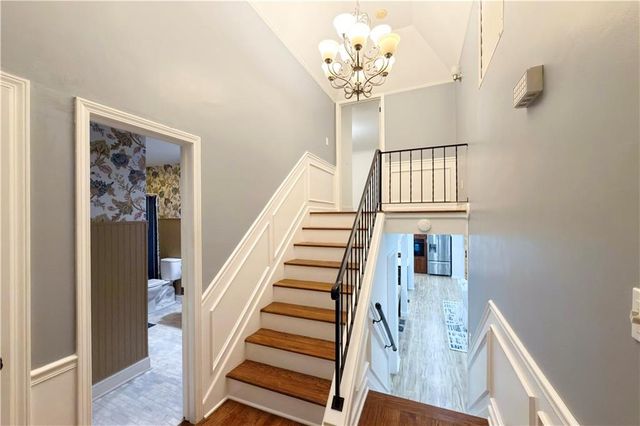 10508 Ensley Lane, Leawood, KS 66206