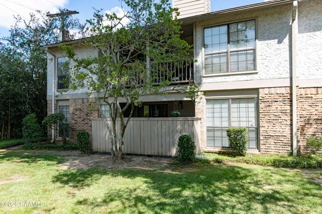 1304 E Bayou Parkway 2b, Lafayette, LA 70508