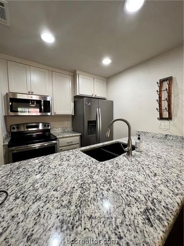 1501 Stallings Drive 55, College Station, TX 77840