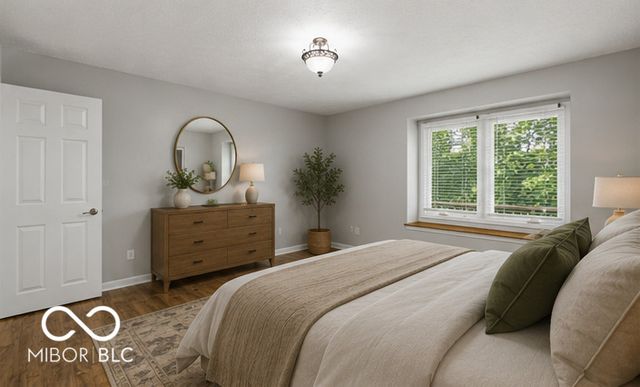 635 Mulberry Street, Zionsville, IN 46077