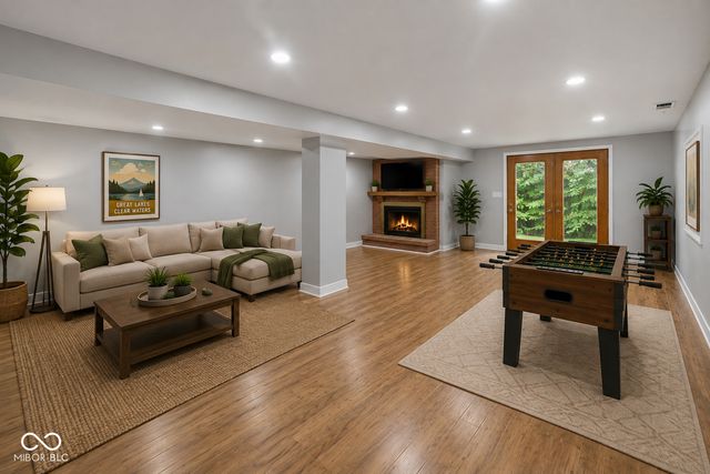 635 Mulberry Street, Zionsville, IN 46077