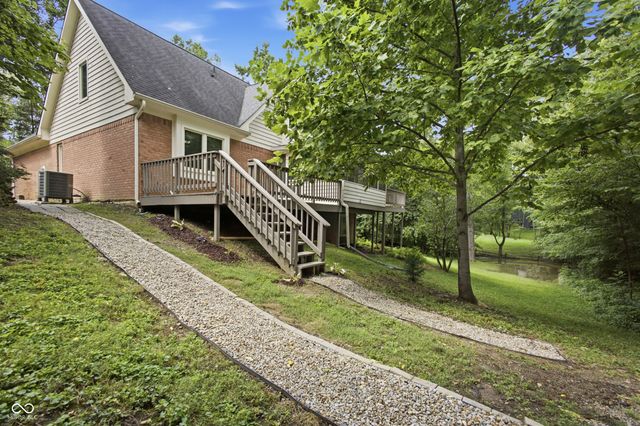 635 Mulberry Street, Zionsville, IN 46077