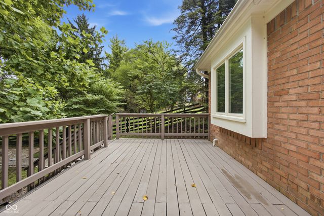 635 Mulberry Street, Zionsville, IN 46077