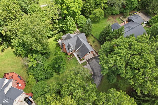635 Mulberry Street, Zionsville, IN 46077