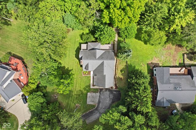635 Mulberry Street, Zionsville, IN 46077