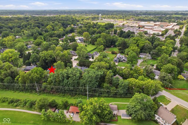 635 Mulberry Street, Zionsville, IN 46077