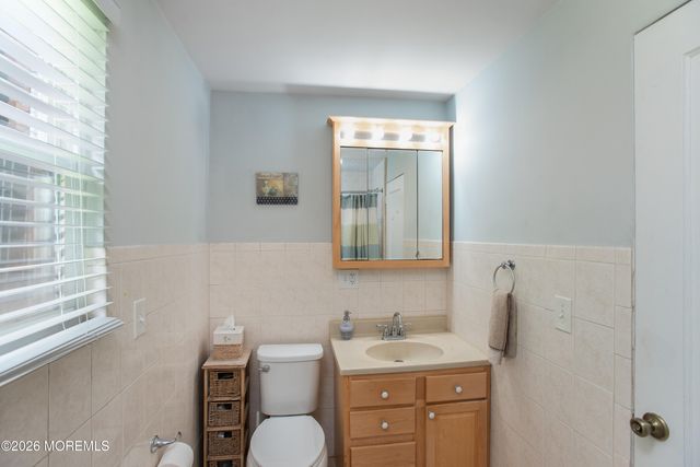 115 Manor Drive, Red Bank, NJ 07701