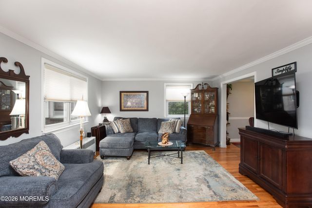 115 Manor Drive, Red Bank, NJ 07701
