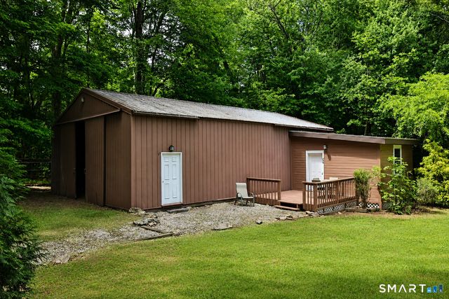 77 North High Street, Clinton, CT 06413