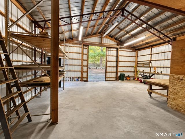 77 North High Street, Clinton, CT 06413