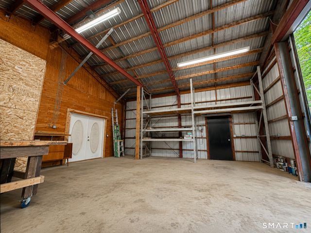 77 North High Street, Clinton, CT 06413